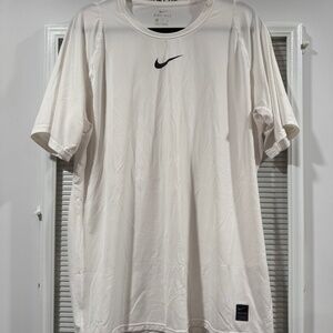 Mens Nike Pro dri-fit White shirt XXL